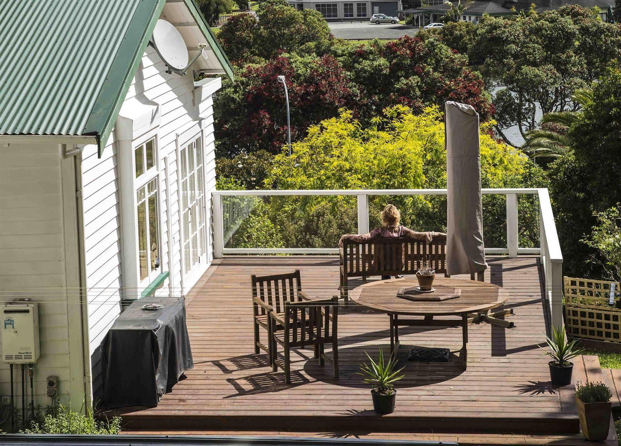 ファンガレー Kauri Nest Bed & Breakfast エクステリア 写真