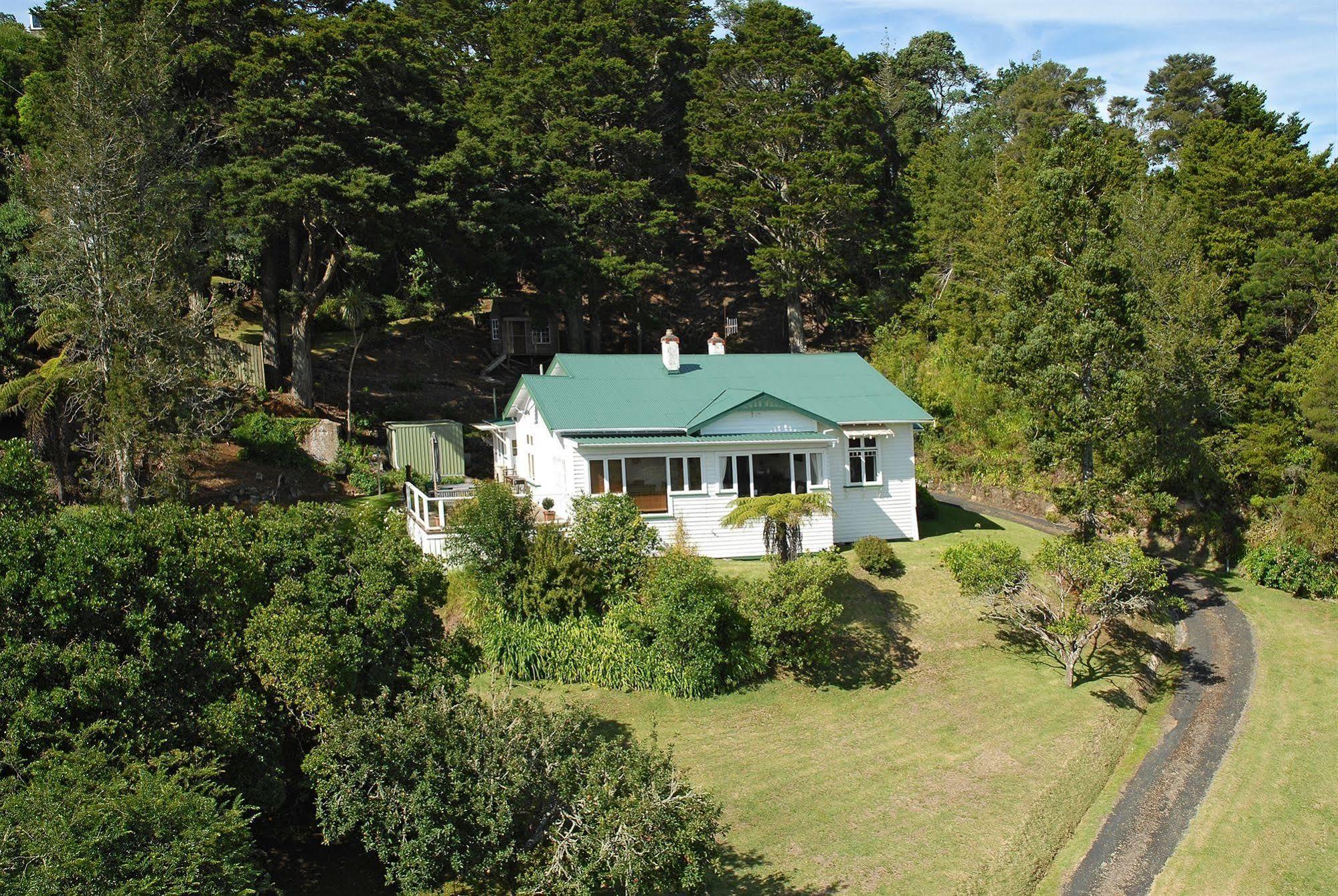 ファンガレー Kauri Nest Bed & Breakfast エクステリア 写真