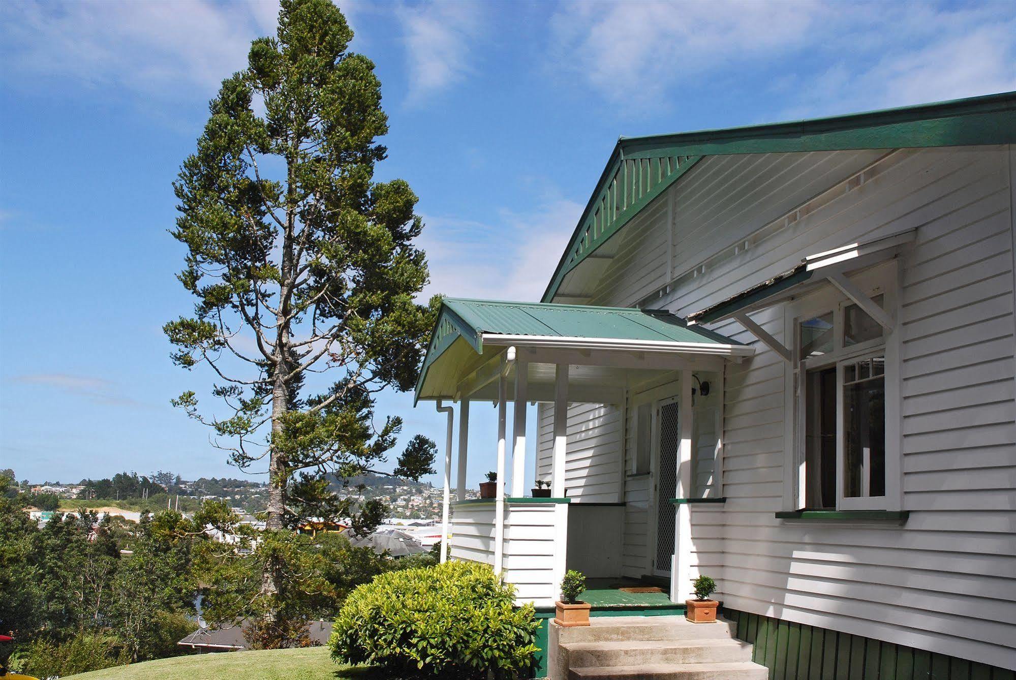 ファンガレー Kauri Nest Bed & Breakfast エクステリア 写真
