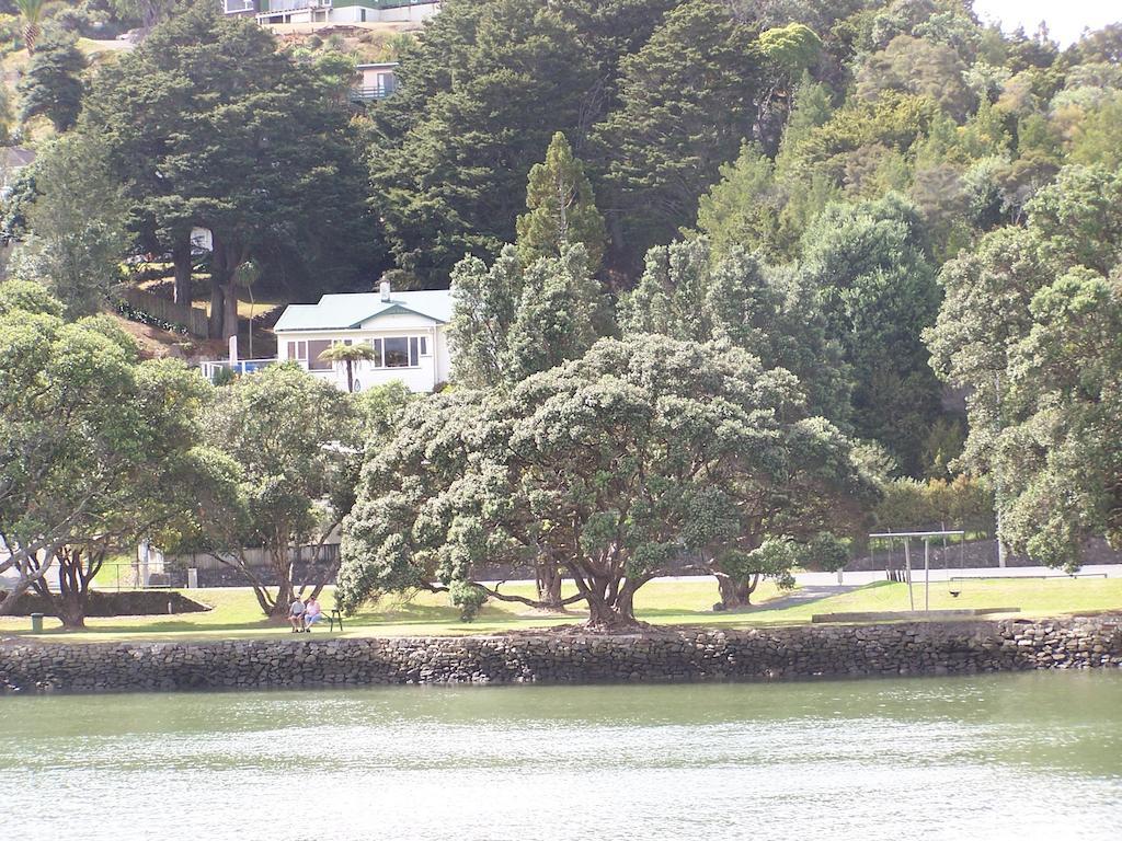 ファンガレー Kauri Nest Bed & Breakfast エクステリア 写真
