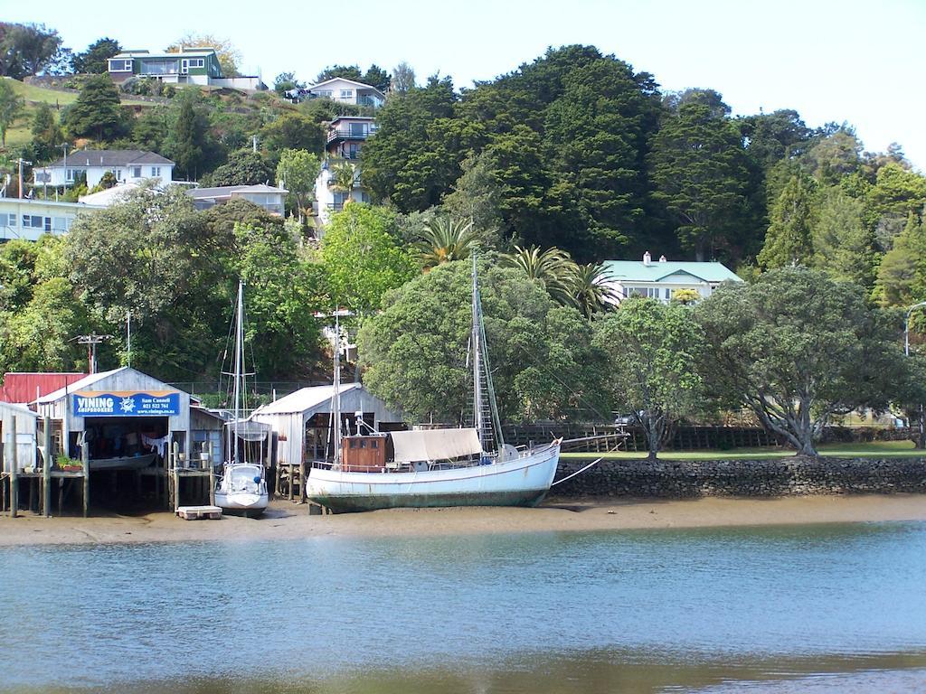 ファンガレー Kauri Nest Bed & Breakfast エクステリア 写真