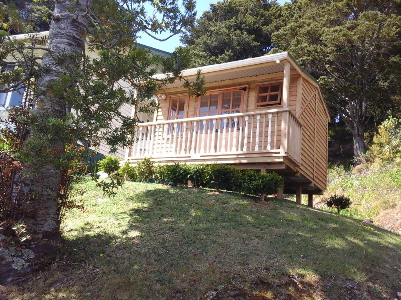 ファンガレー Kauri Nest Bed & Breakfast エクステリア 写真