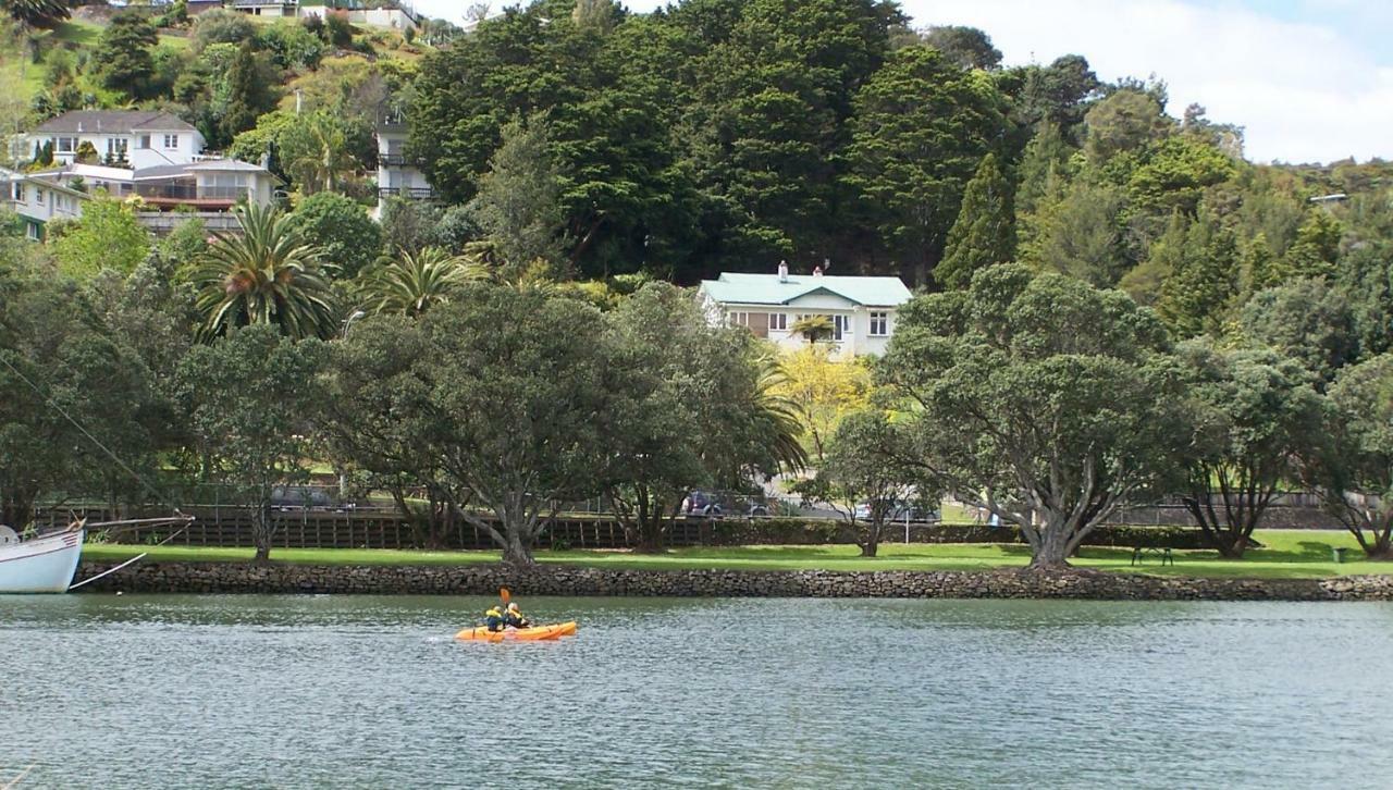 ファンガレー Kauri Nest Bed & Breakfast エクステリア 写真